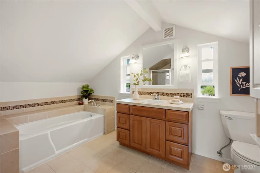 Property photo for 8903 3rd Avenue Nw, Seattle photo 16