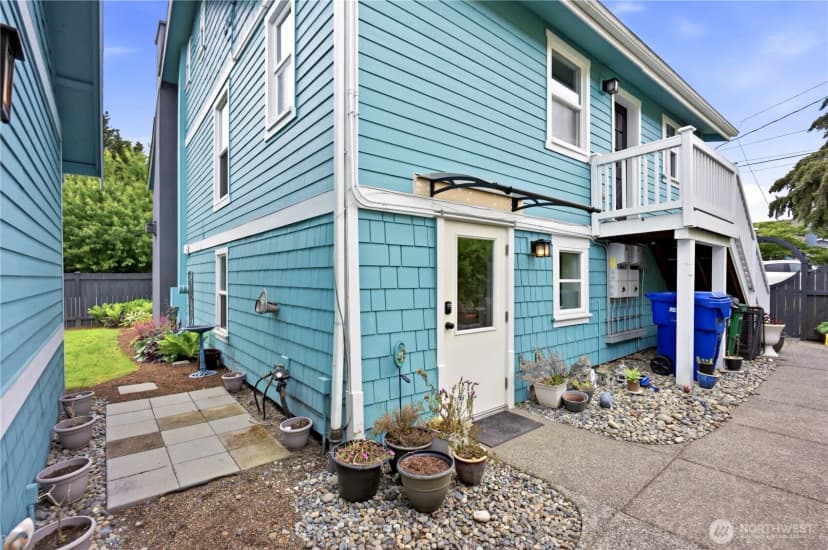 Property photo for 8903 3rd Avenue Nw, Seattle photo 32