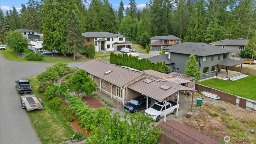 Property photo for 10024 228th Pl Se, Woodinville photo 11
