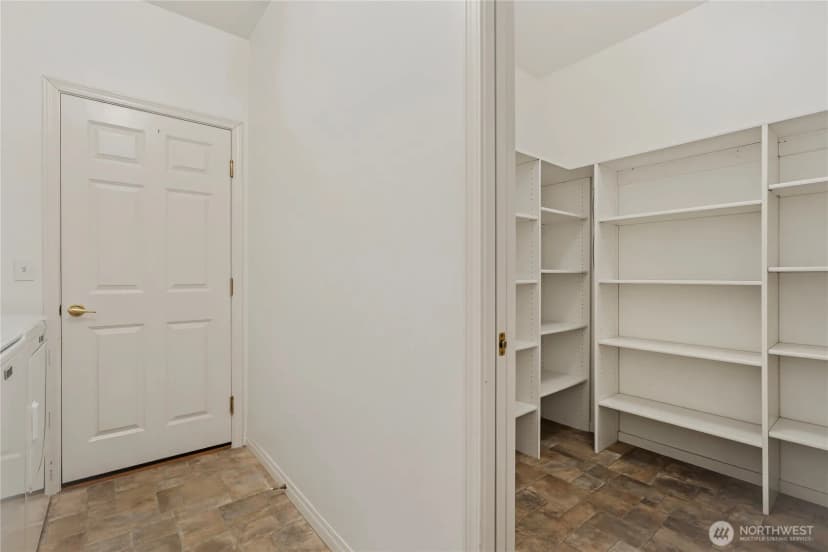 Property photo for 8819 69th Court St Sw, Lakewood photo 10