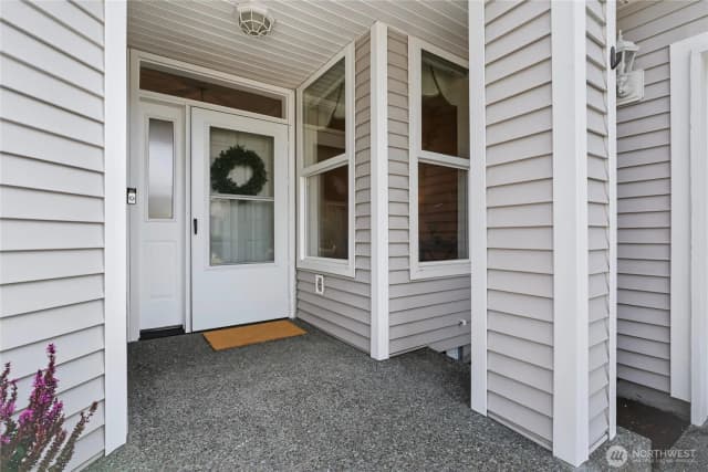 Property photo for 8819 69th Court St Sw, Lakewood photo 2