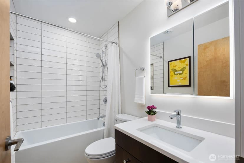 Property photo for 8625 30th Avenue Sw, Seattle photo 24