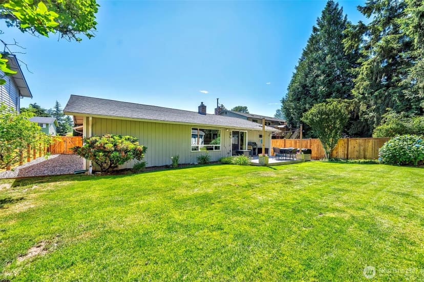 Property photo for 29707 32nd Place S, Auburn photo 18
