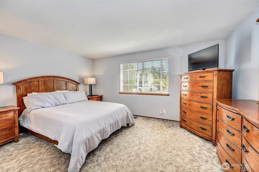Property photo for 29707 32nd Place S, Auburn photo 12