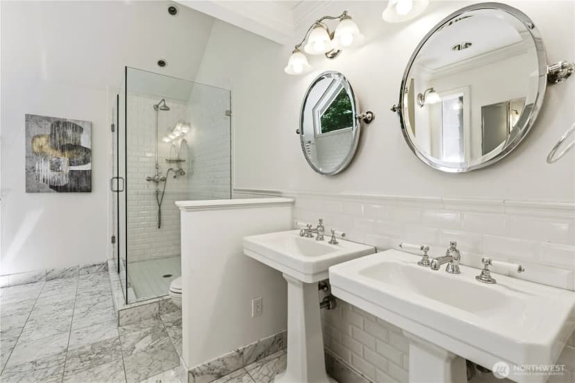 Property photo for 13555 Ne 54th Place, Bellevue photo 29