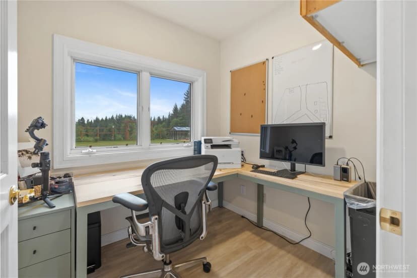 Property photo for 35509 Ne 91st Way, Carnation photo 18