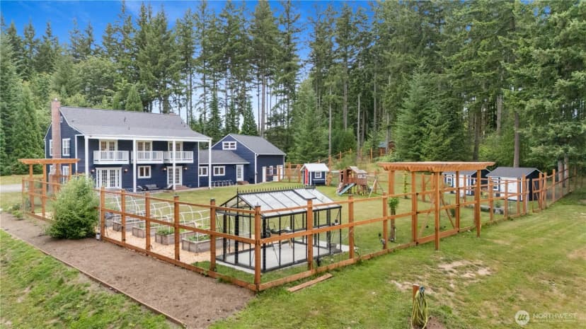 Property photo for 35509 Ne 91st Way, Carnation photo 4