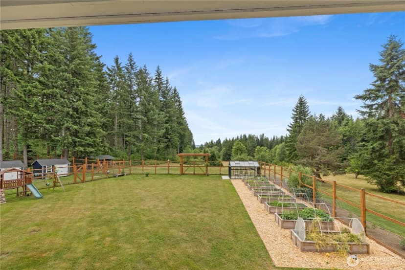 Property photo for 35509 Ne 91st Way, Carnation photo 35