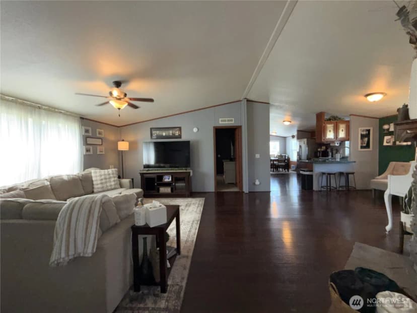 Property photo for 27 Heron Loop, Republic photo 18