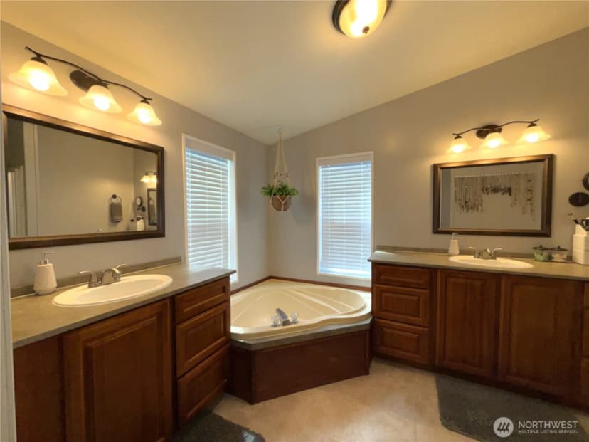 Property photo for 27 Heron Loop, Republic photo 13