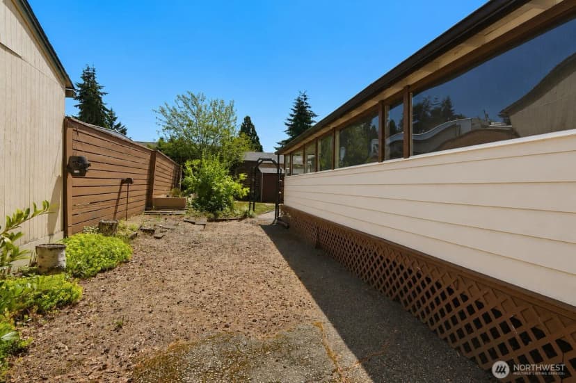 Property photo for 15905 Highway 99 #48, Lynnwood photo 20