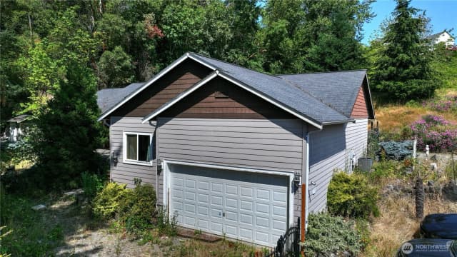 Property photo for 6517 12th Street E, Fife