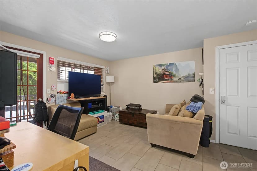 Property photo for 2019 Capitol Way S, Olympia photo 30