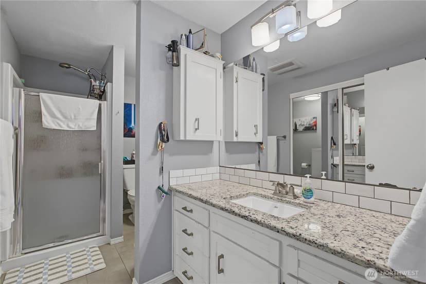 Property photo for 2019 Capitol Way S, Olympia photo 24
