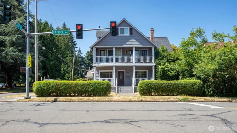 Property photo for 2019 Capitol Way S, Olympia photo 40