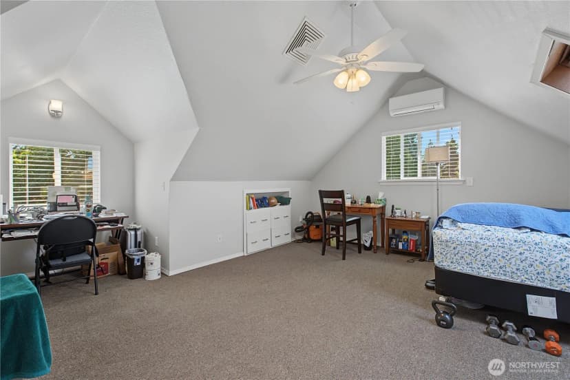 Property photo for 2019 Capitol Way S, Olympia photo 27