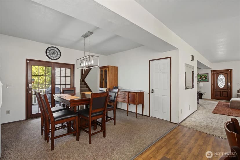 Property photo for 2019 Capitol Way S, Olympia photo 14