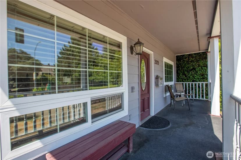Property photo for 2019 Capitol Way S, Olympia photo 3