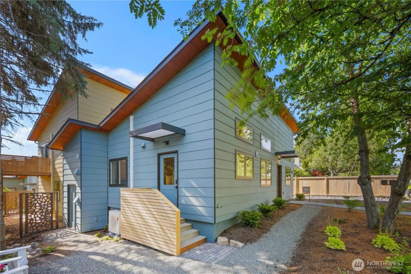 Property photo for 8627 30th Avenue Sw, Seattle photo 27
