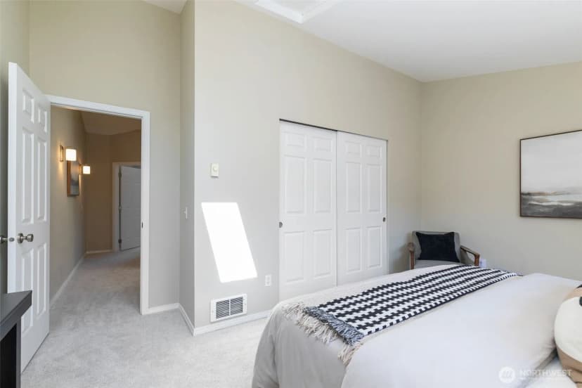 Property photo for 8504 29th Avenue Nw, Seattle photo 16