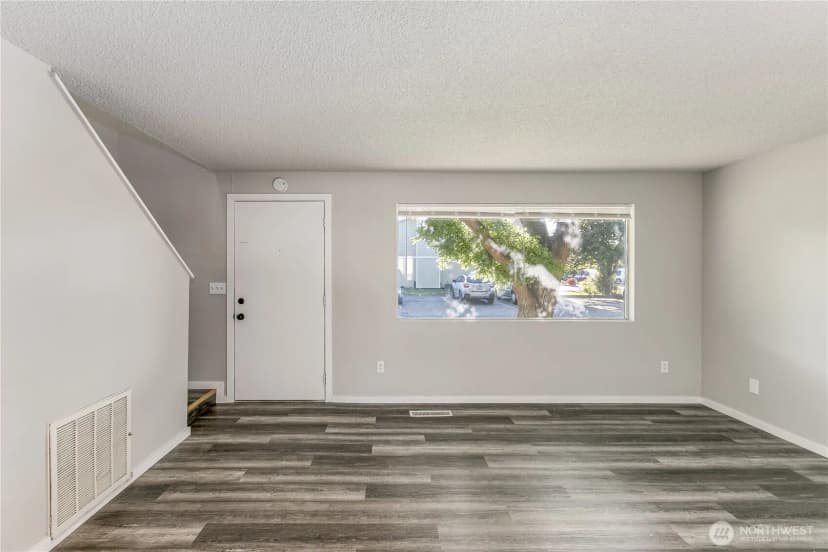 Property photo for 6721 W Kennewick Ave, Kennewick photo 4