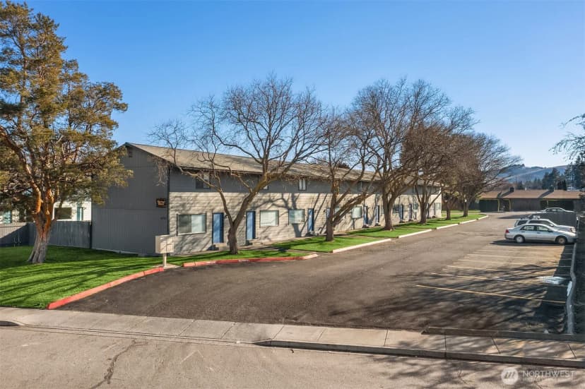 Property photo for 6721 W Kennewick Ave, Kennewick photo 2