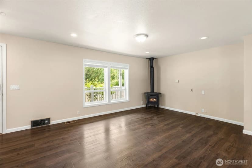 Property photo for 26932 Ne 152nd Street, Duvall photo 4
