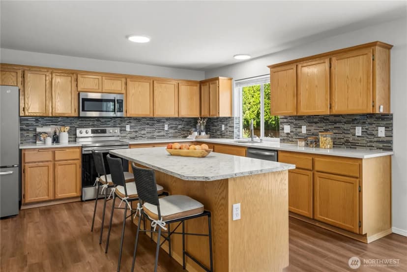 Property photo for 27610 239th Place Se, Maple Valley photo 7