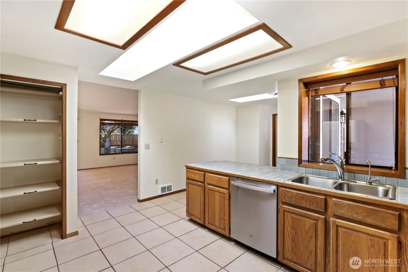 Property photo for 232 Planer Court Se, Olympia photo 12