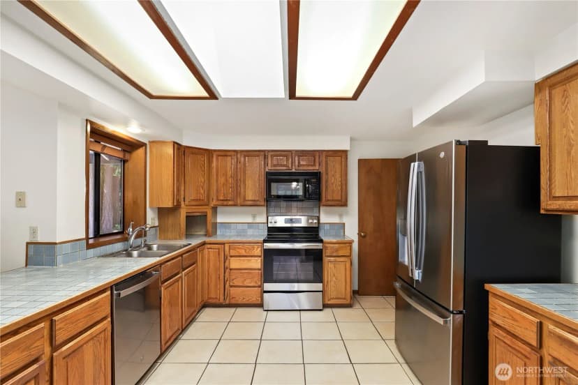 Property photo for 232 Planer Court Se, Olympia photo 9