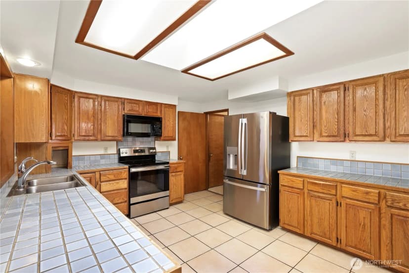 Property photo for 232 Planer Court Se, Olympia photo 8