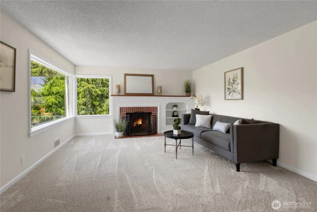 Property photo for 3909 Sw Stevens Street, Seattle photo 3