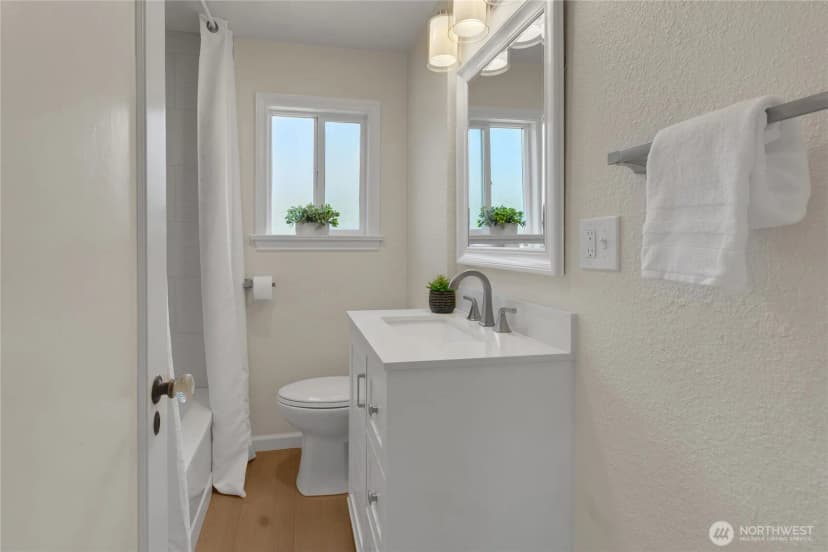 Property photo for 3909 Sw Stevens Street, Seattle photo 14