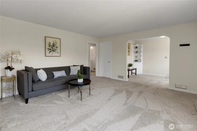 Property photo for 3909 Sw Stevens Street, Seattle photo 5