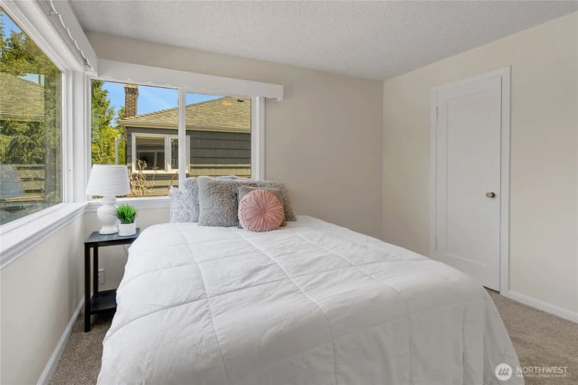 Property photo for 3909 Sw Stevens Street, Seattle photo 13