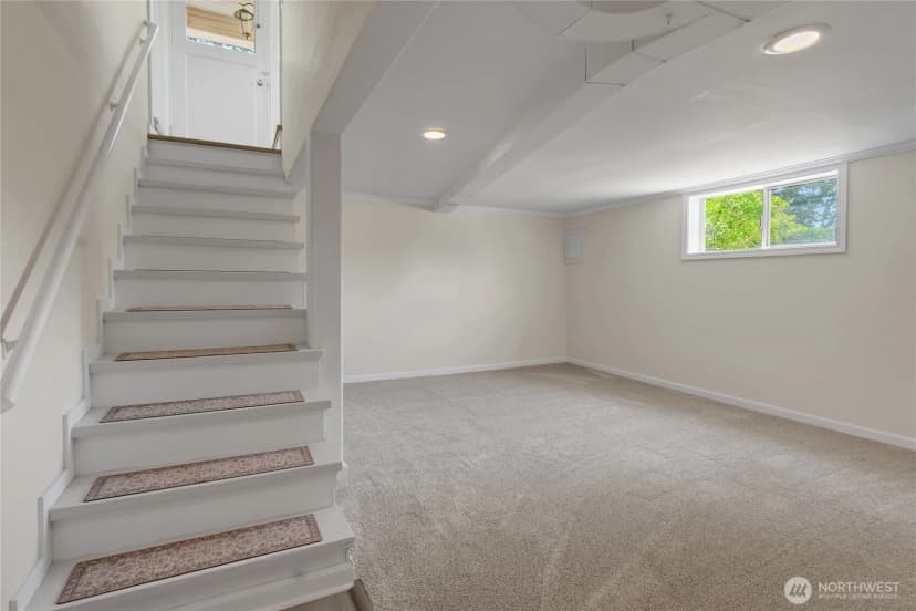 Property photo for 3909 Sw Stevens Street, Seattle photo 15