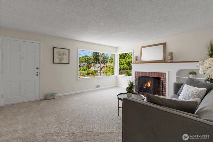Property photo for 3909 Sw Stevens Street, Seattle photo 4