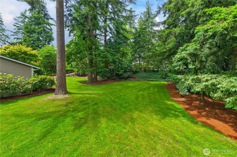 Property photo for 21313 Ne 10th Place, Sammamish photo 33