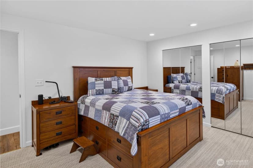 Property photo for 21313 Ne 10th Place, Sammamish photo 10