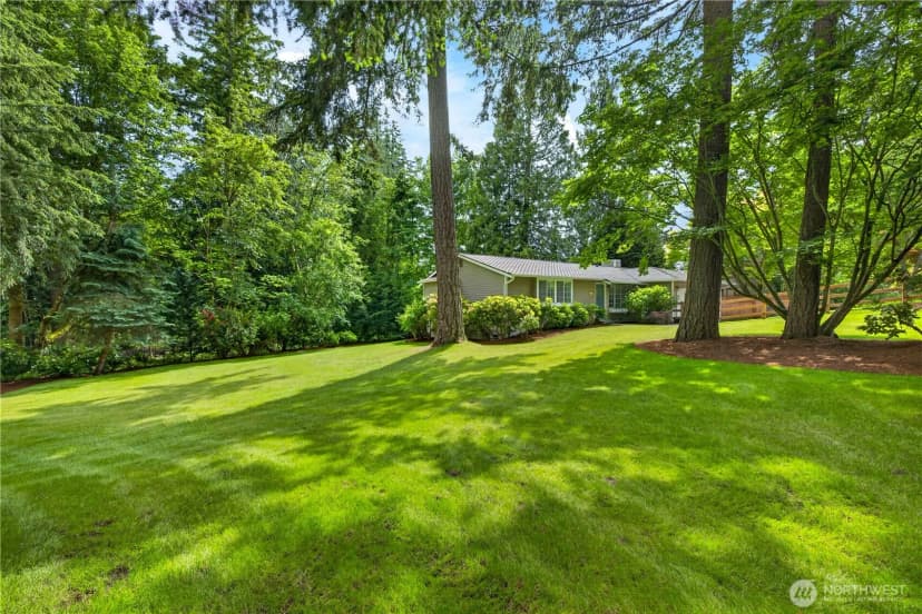 Property photo for 21313 Ne 10th Place, Sammamish photo 32