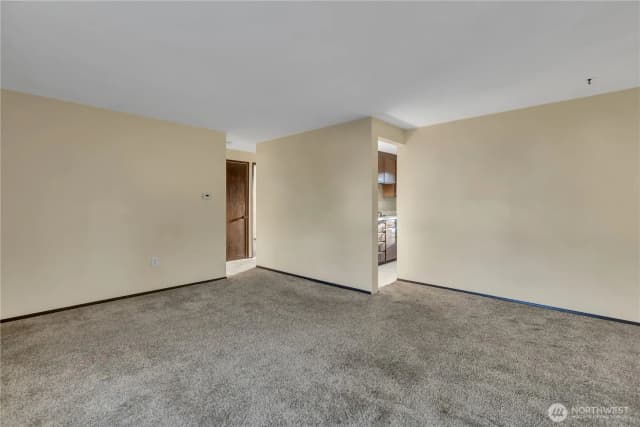 Property photo for 13607 2nd Avenue Sw, Seattle photo 5