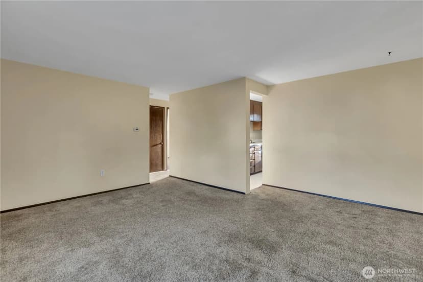 Property photo for 13607 2nd Avenue Sw, Seattle photo 5