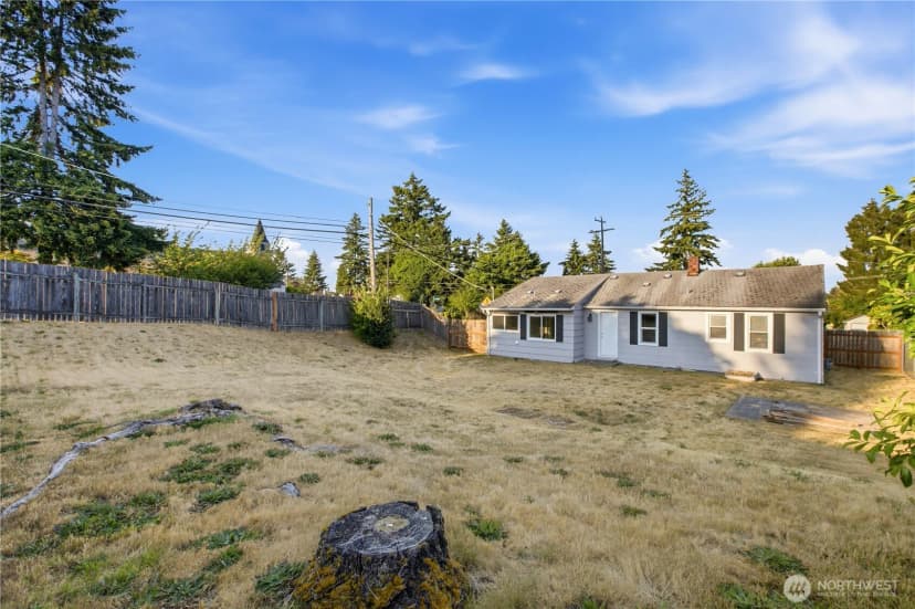Property photo for 13607 2nd Avenue Sw, Seattle photo 17