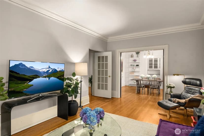 Property photo for 615 Boren Avenue #17, Seattle photo 11