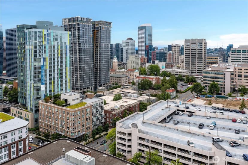 Property photo for 615 Boren Avenue #17, Seattle photo 29