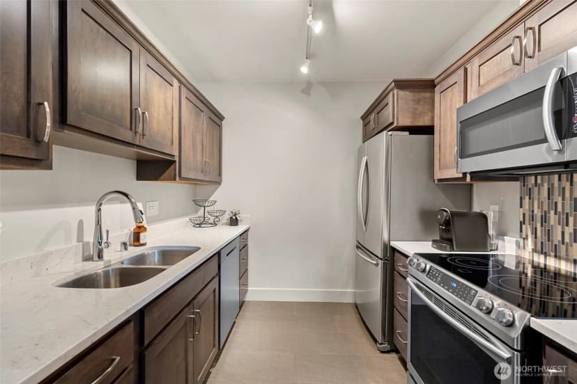 Property photo for 623 Morris Street #b 2, La Conner photo 7