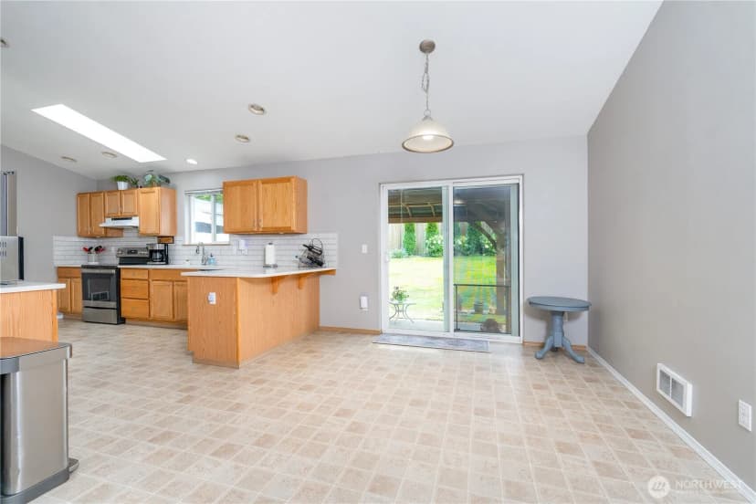 Property photo for 2232 256th Street Nw, Stanwood photo 6