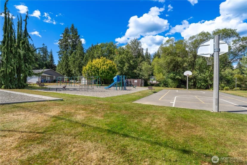 Property photo for 2232 256th Street Nw, Stanwood photo 33