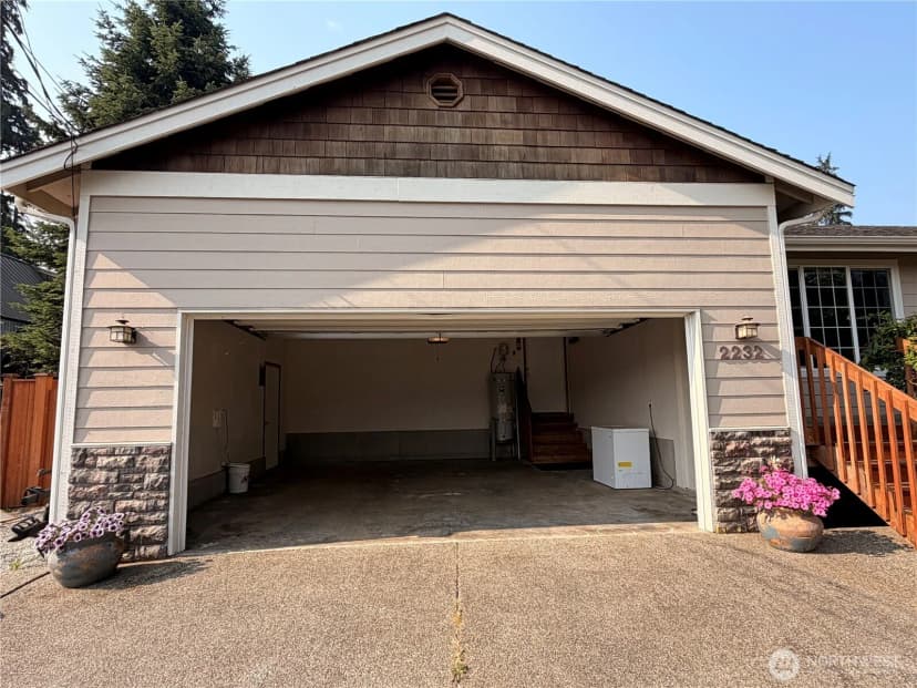 Property photo for 2232 256th Street Nw, Stanwood photo 29