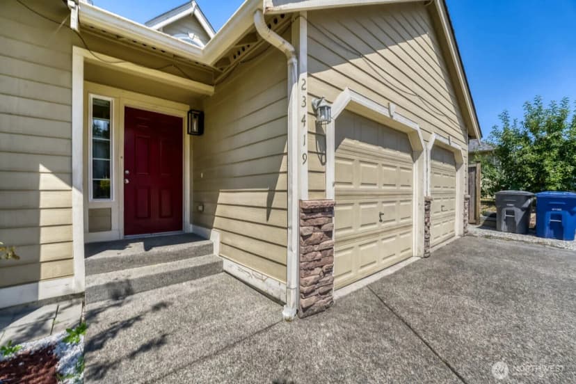 Property photo for 23419 23rd Avenue S, Des Moines photo 32